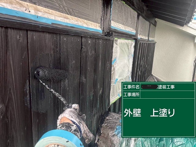 明石市　木製外壁の上塗り